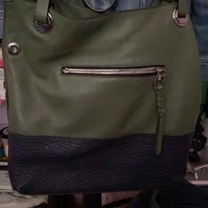 LEATHER ORYANY PURSE. Removable strap. FINAL SALE